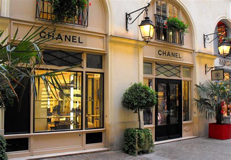 Chanel boutique Paris